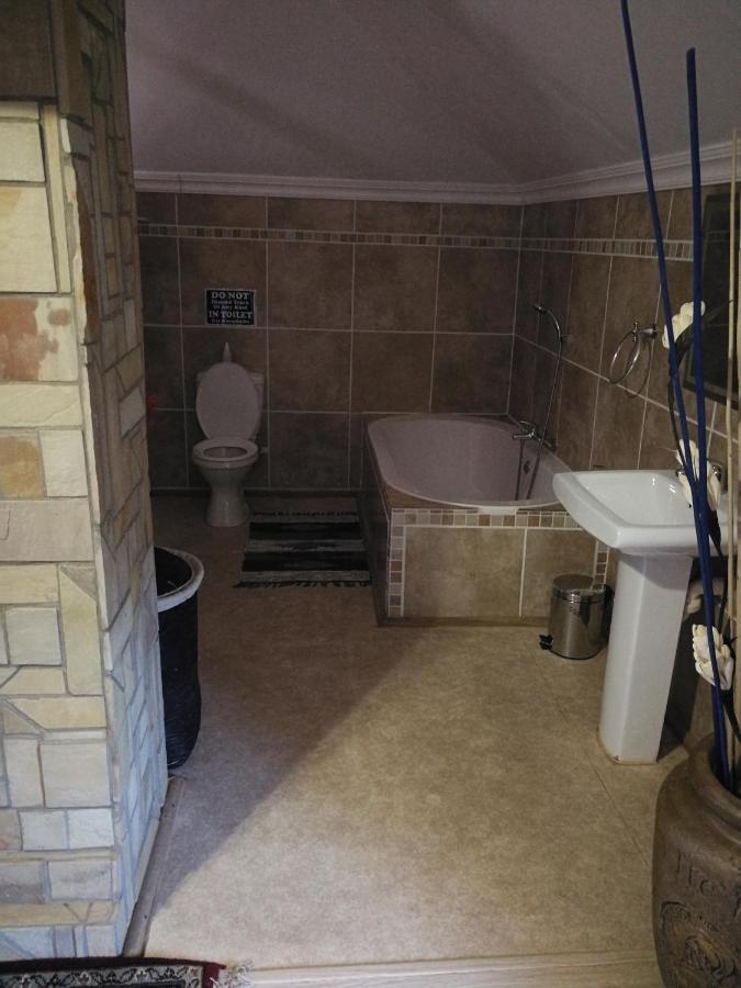 Bougain Villa Guesthouse Winburg Extérieur photo